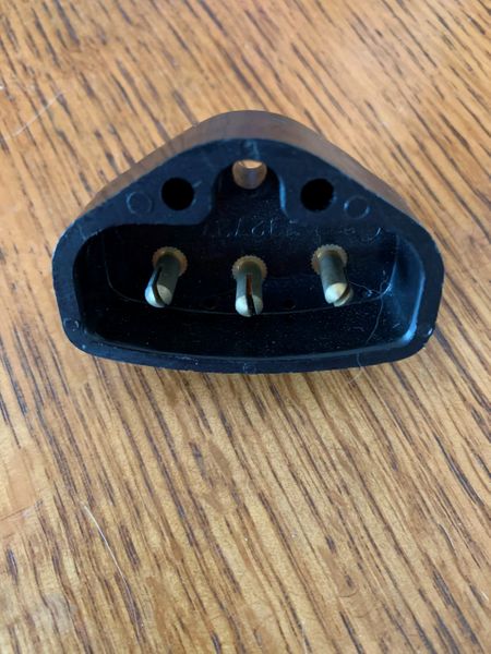 A pin connector